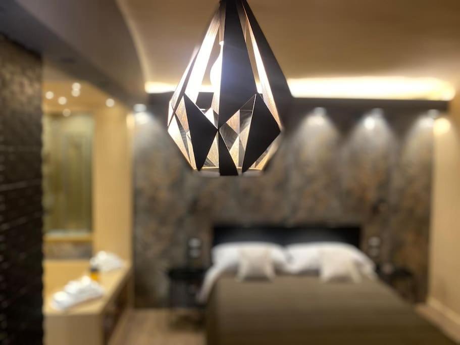 Montesantogroup House Nel Centro Di Napels