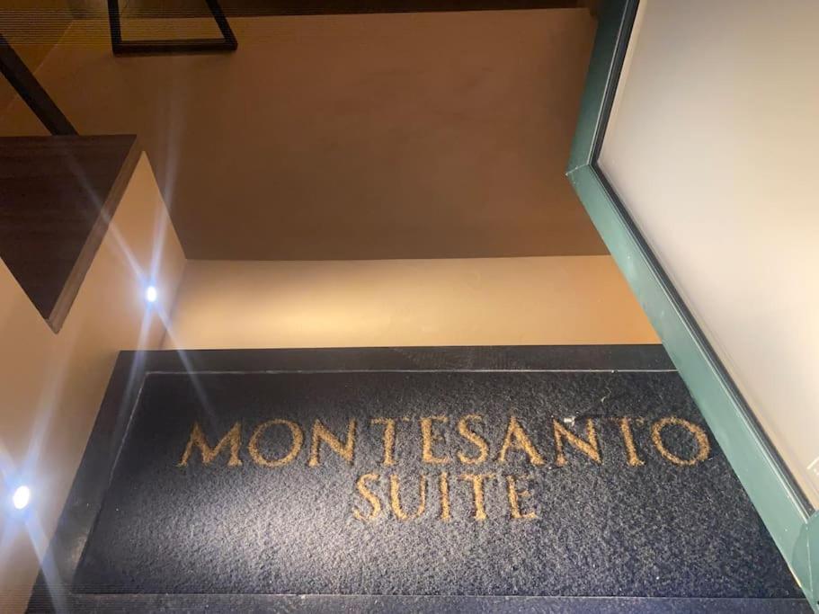 Montesantogroup House Nel Centro Di Hébergement de vacances Naples